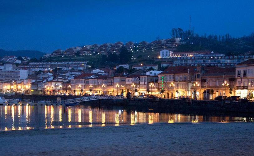 Apartamentos Turisticos Casa Soto Baiona Kültér fotó